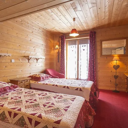 L'accroche Coeur Hotel 3*
