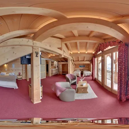 Hotel L'accroche Coeur 3*